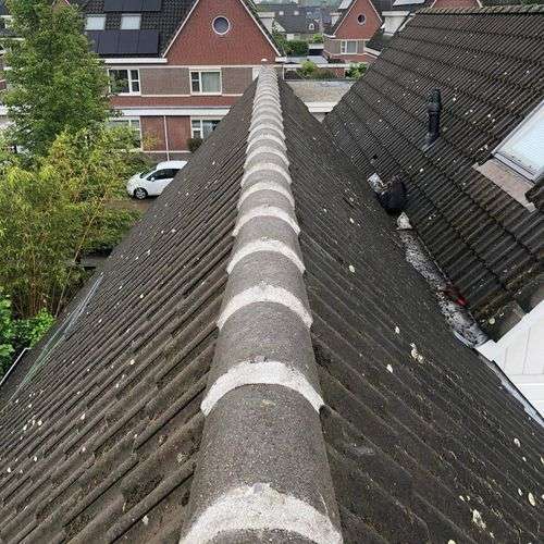 Dakinspectie Boskoop aan de nokvorsten Dakinspectie Boskoop aan de nokvorsten